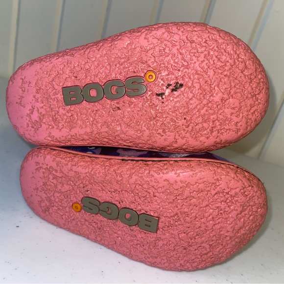 Toddler Size 6 BOGS Boots and Jordan High Tops - Picture 4 of 12